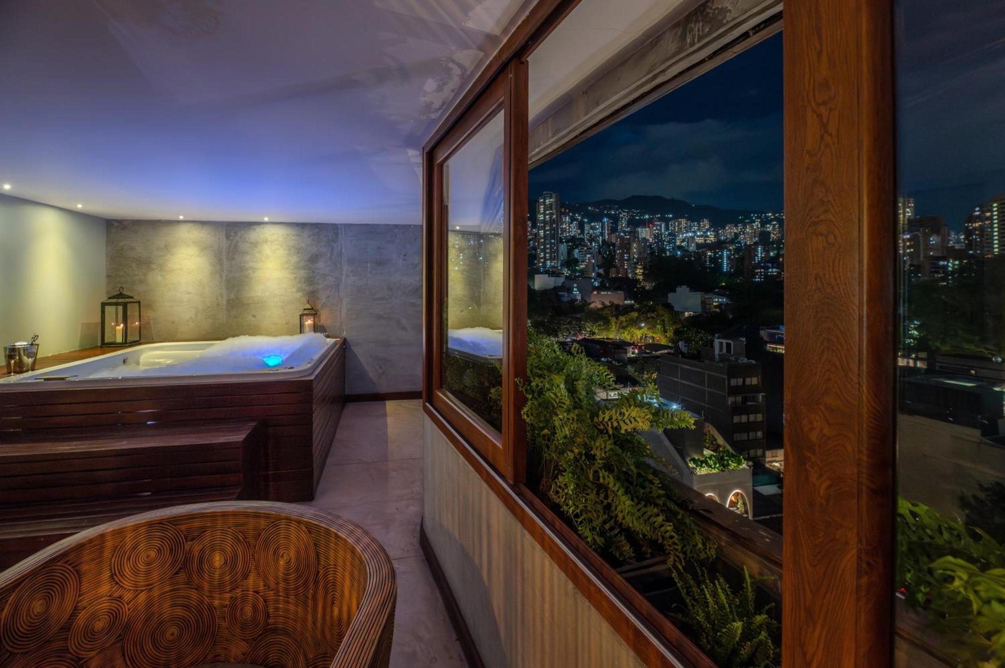 The Charlee Hotel Medellín Exteriör bild